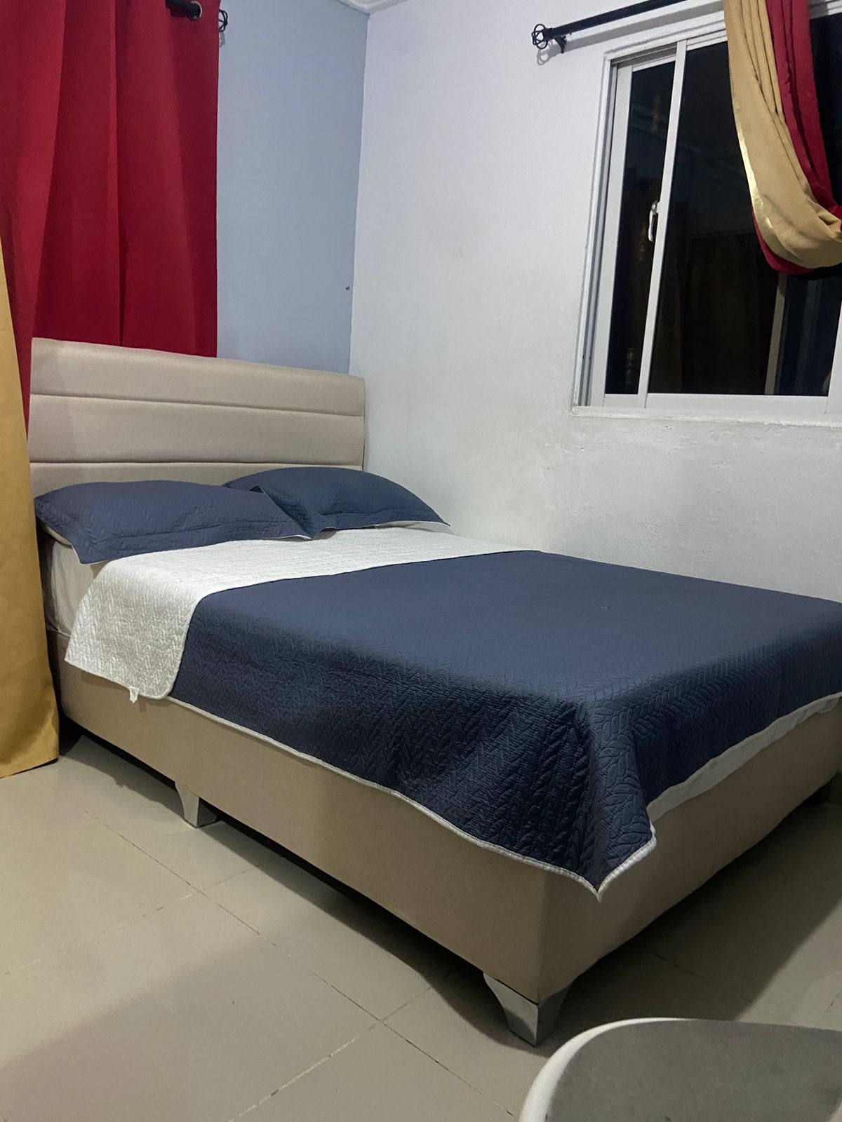 Base de cama tapizadas